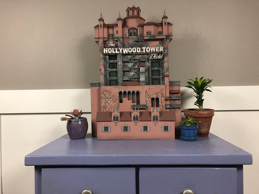 Hollywood Tower of Terror scale model