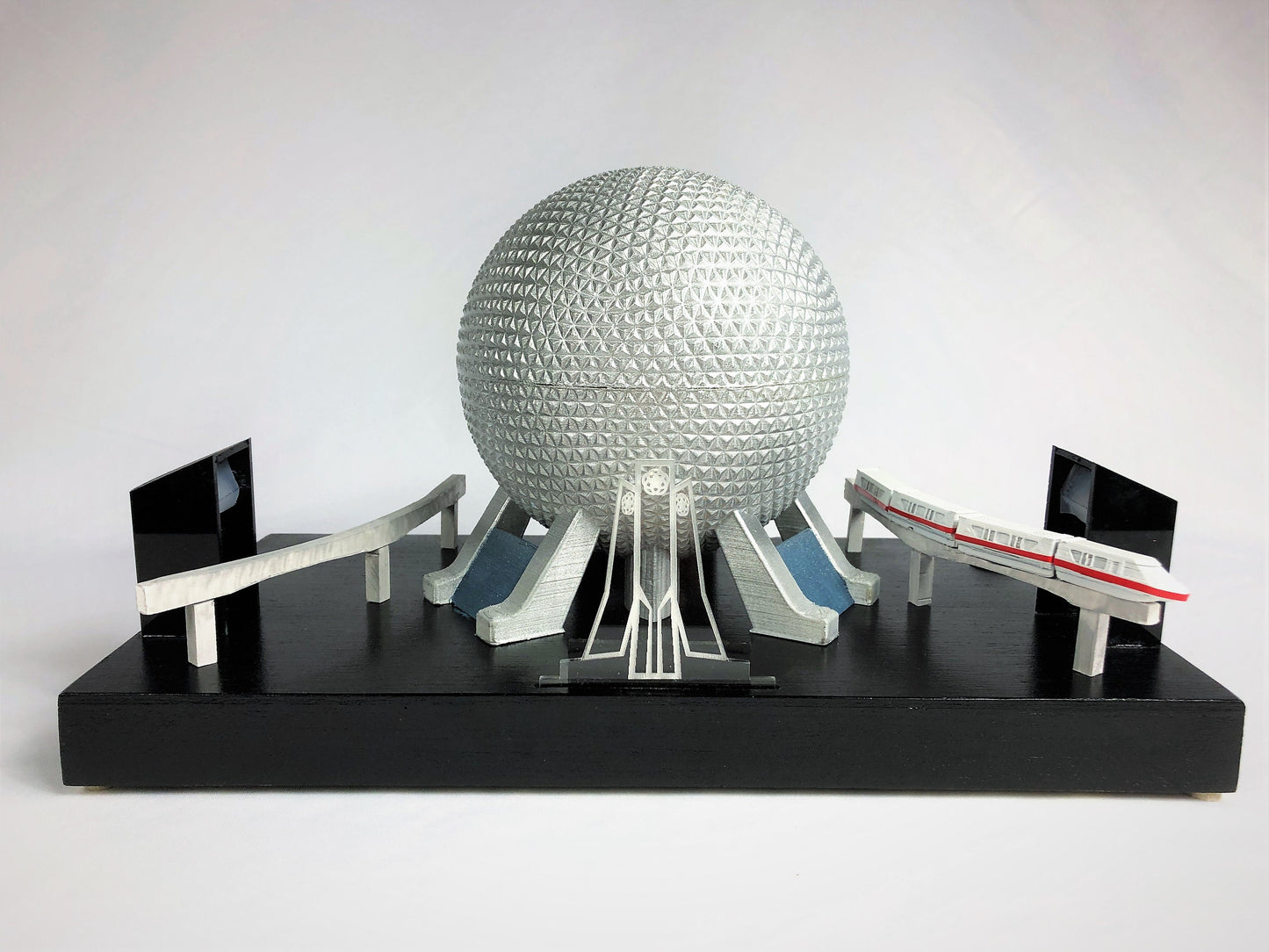 Spaceship Earth display model