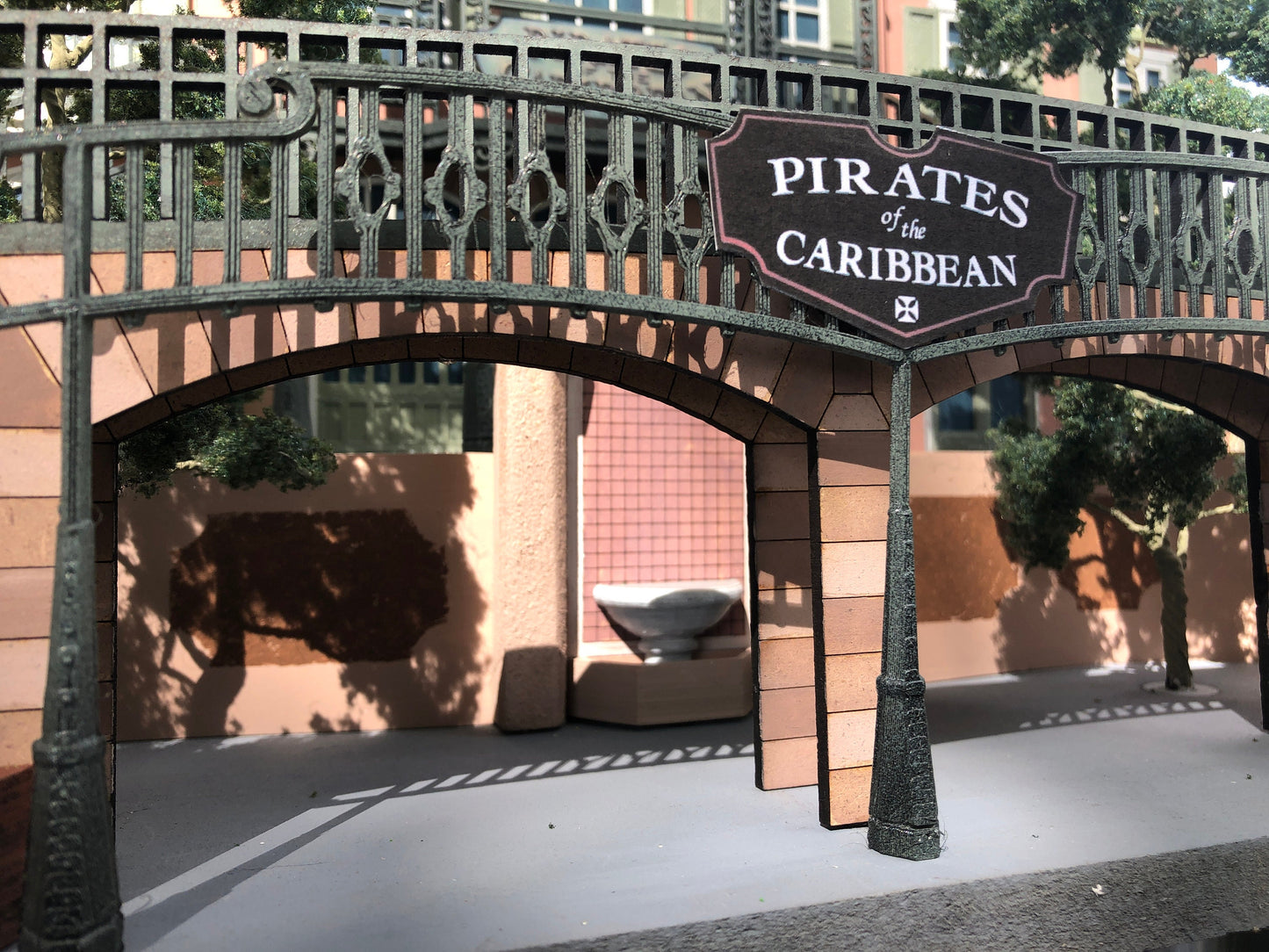 DL Pirates display model