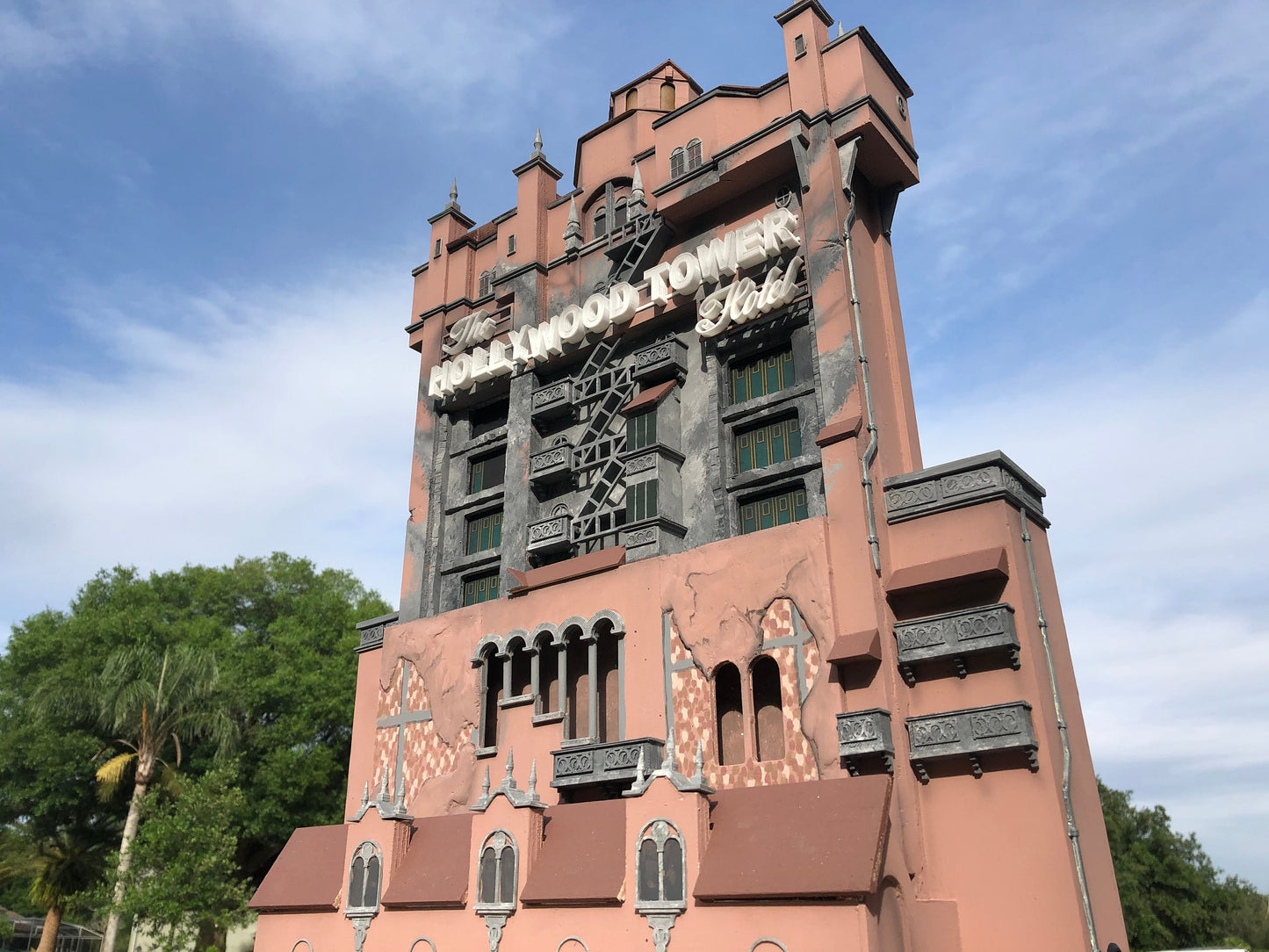 Hollywood Tower of Terror scale model
